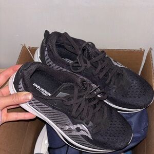 Saucony endorphin speed- like new!